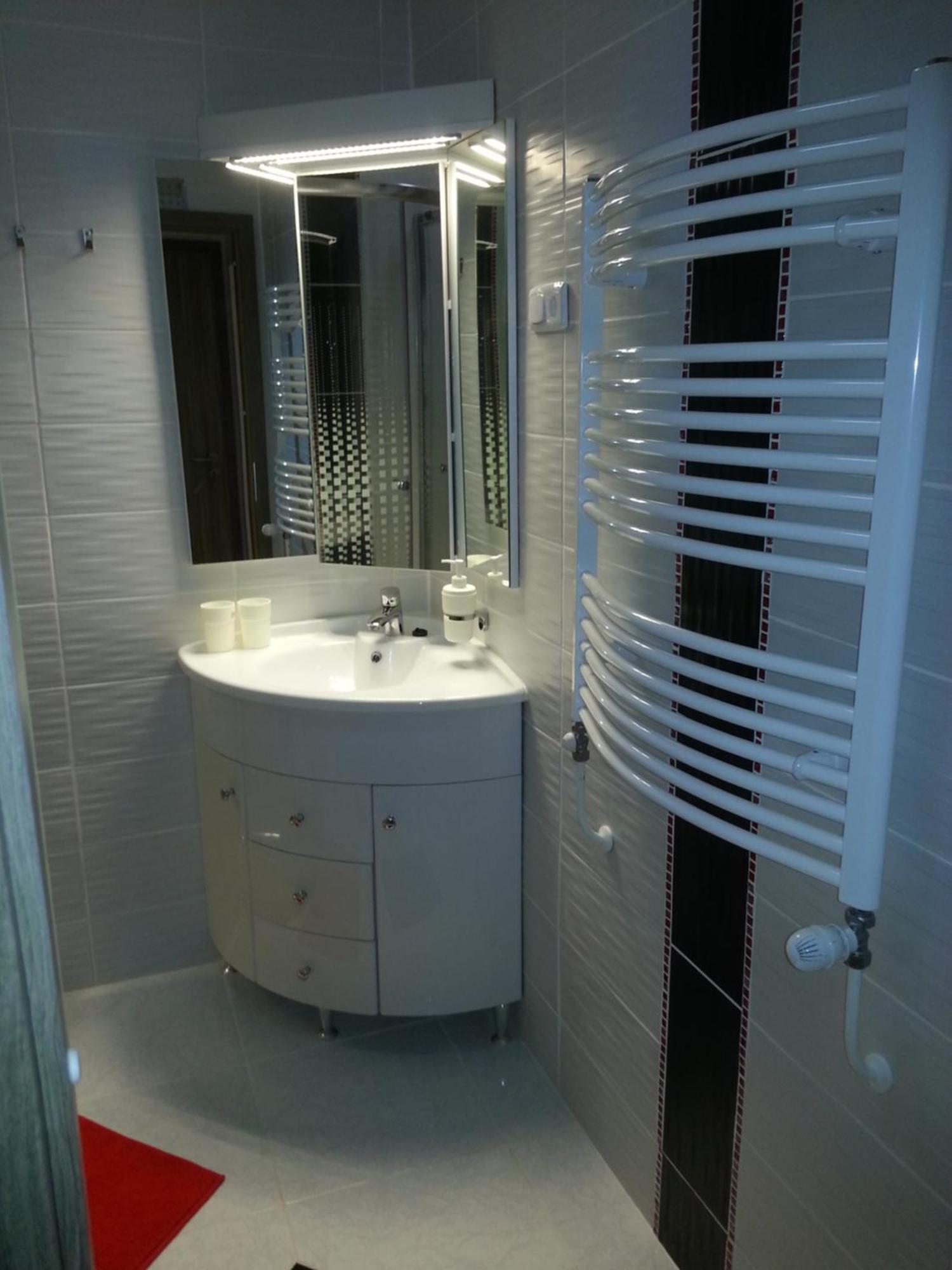 Downtown Apartment Мишкольц Экстерьер фото